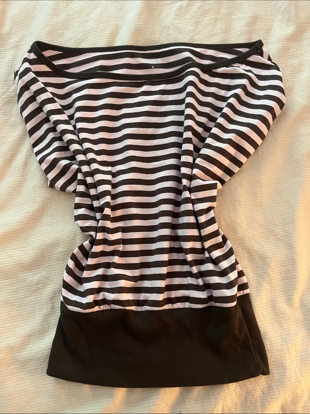 Hollister Brown and Pink Boat neck Y2K top
